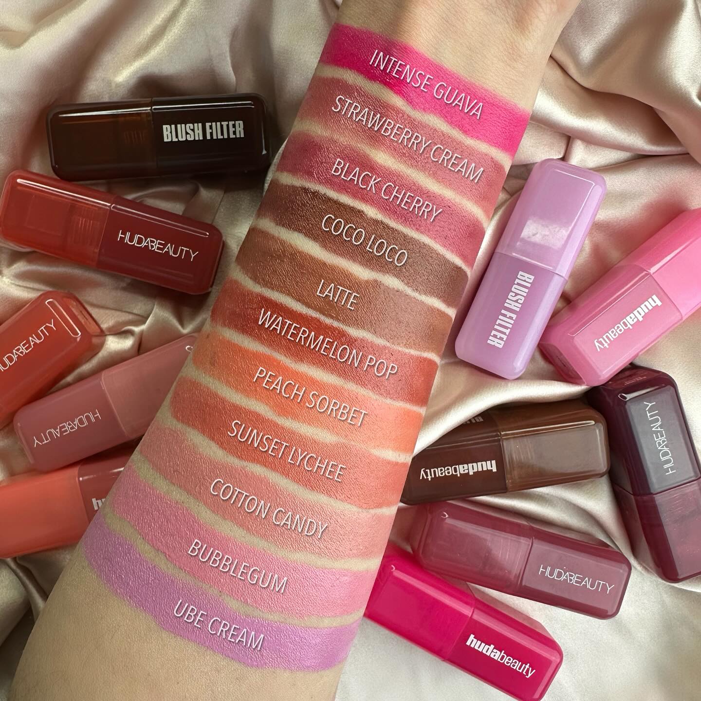 Жидкие румяна Huda Beauty Blus – обзор и цена Beauty Huda Makeup