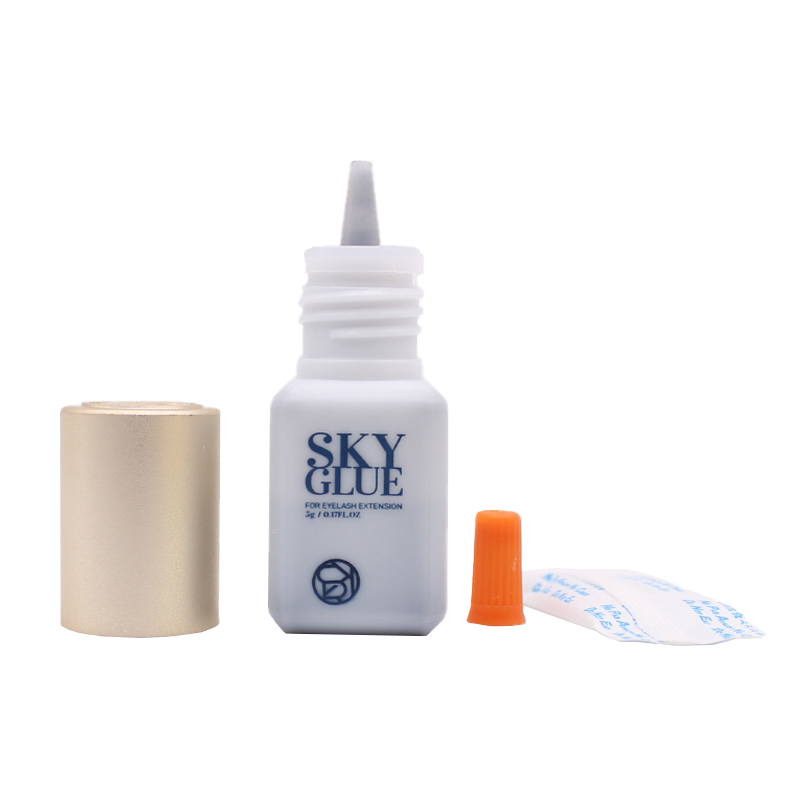 1 бутылка SKY S Plus, Золотая  – обзор и цена Makeup Plus Beauty