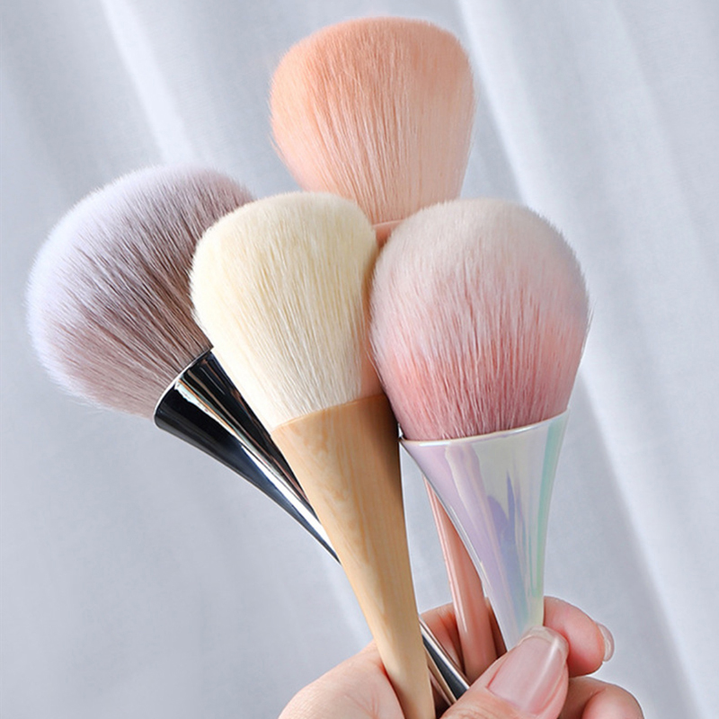 Щетка для маникюра и нейл-арта – обзор и цена Beauty Flower Makeup